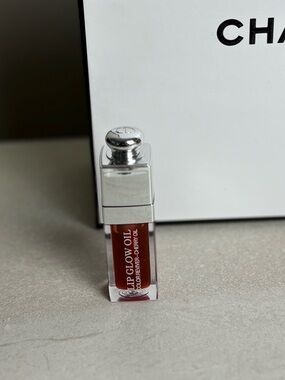 Dior Addict Lip Glow Oil -Cherry Oil